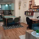 Sea Garden וארנה