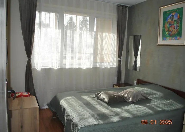 Апартамент Sea Garden *